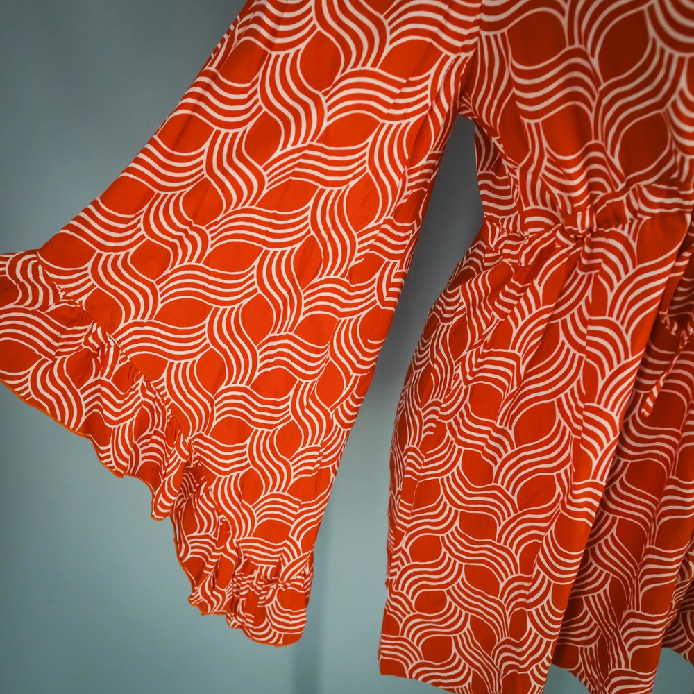 Escapada Beach Size Medium M Orange Print Scoop V Neck Bell Sleeve Swim Cover Up - Picture 2 of 6